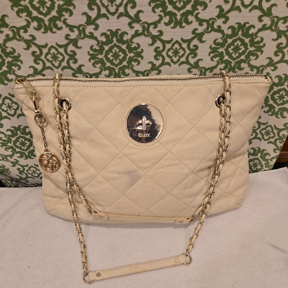 DKNY Quilted Genuine Leather Chain Tote - Cream/Gold